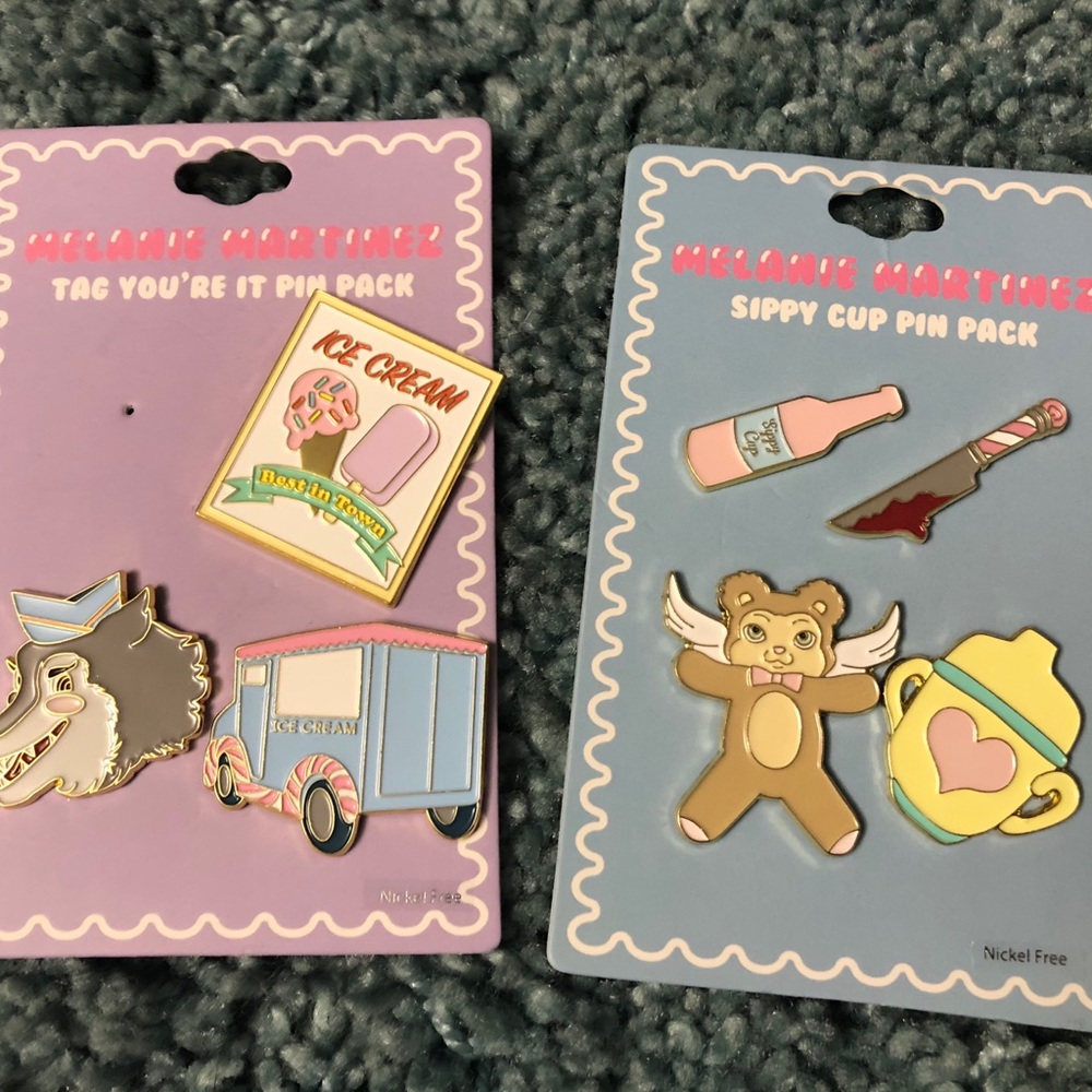 {BUNDLE} 7 Melanie Martinez Pins